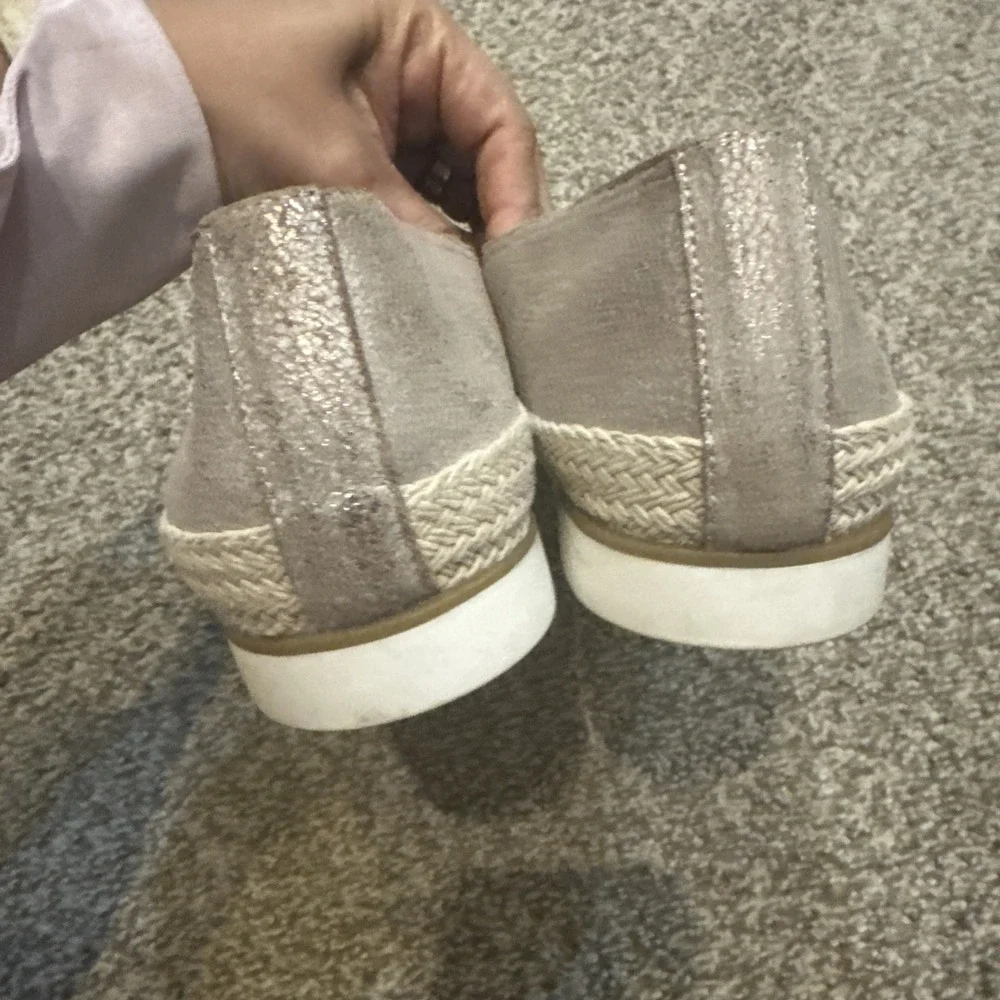 Donald Pliner Women's Size 8 Palm Tan Gold Loafers‎ Slip On Espadrille Shoes